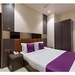 Oyster By Glitz Hotel 3*