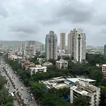 Comfy Stay With A Great View Near Oberoi Mall