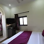 Palace 2* Mumbai