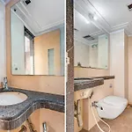 Hotel O Delight Near Andheri Railway Station
