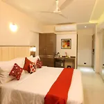 Hotel Columbus 2*