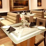 Hotel Columbus 2*