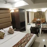 Hotel Fabhotel Kamran Residency - Nr Lbs Marg