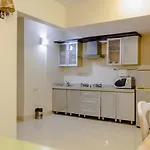 Apartment Landmark *
