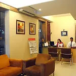 Oyo 19917 Golden Swan