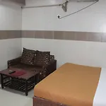 Sea Sands Hotel