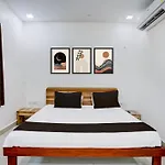 Hotel O Shree Prabhat