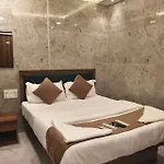 Aashray Residency And Boarding Mumbai