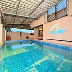 Hilltop Hideaway Party Friendly 4bhk Pool By Spacez * Mumbai
