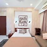Hilltop Hideaway Party Friendly 4bhk Pool By Spacez Villa *