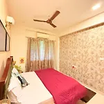 Villa Hilltop Hideaway Party Friendly 4bhk Pool By Spacez *