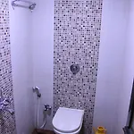 Decent Inn