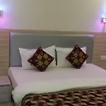 Kf Residency Hotel 2*
