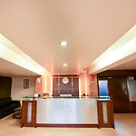 Hotel Lucky Goregaon 3*
