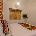 Mogul Palace - Near Masjid Bunder