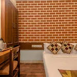 Hotel Mogul Palace - Near Masjid Bunder 3*