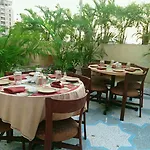 Mogul Palace - Near Masjid Bunder Hotel Mumbai
