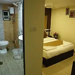 Royal Onix 2* Mumbai