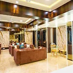 Hotel Mina International