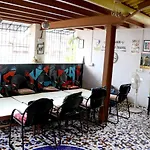 Traveller's - Inn Mumbai