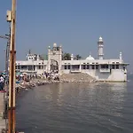 Hotel Residency Park Near Masjid Rly Station South Mumbai