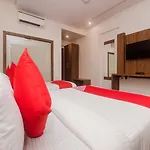 Oyo 22039 Hotel Bkc Grand