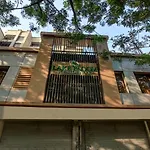 Treebo Lake Bloom Powai