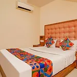 Fabexpress Emerald Hotel 3*