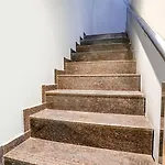 Fabhotel Cozy Inn - Nr Mumbai International Airport