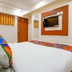 Fabexpress Alive - Nr Juhu Hotel