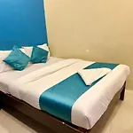 Hotel Metro Plaza Near Barc