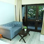 Country By Turtle & - Airport Mumbai