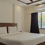 Hotel Ace Residency 2*