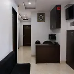 Briteway Hotel 3*