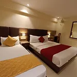West 3* Mumbai