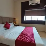 Hotel West 3*