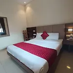 West 3* Mumbai