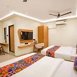 Hotel Fabhotel Well Back