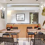 Fabhotel Amber Crop Inn Mumbai