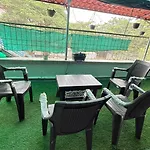 Row House Near Us Consulate Bkc & Nmcc