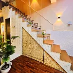 Row House Near Us Consulate Bkc & Nmcc Mumbai