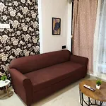 Iuc 301 Private 1Bhk 3 Min Nesco Nirlon