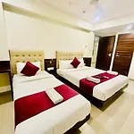 Hotel International 3*