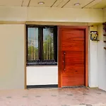 Hotel O Ulhasnagar Railway Station