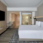 Courtyard By Marriott Mumbai International Airport