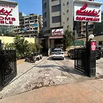 Hotel Lucky Goregaon 3*