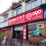 Hotel O Royal Grand Near Chhatrapati Shivaji International Airport