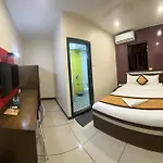 Hotel Sunshine Airport