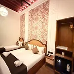 Gulf Mumbai- The Boutique Colaba