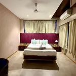 Gulf Mumbai- The Boutique Colaba 4*